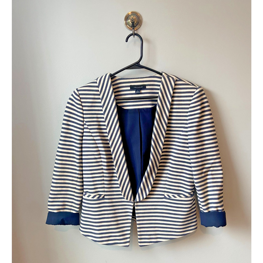 Ann Taylor Womens Navy Stripe Nautical Blazer Style Jacket, Hook Clasp, Size 6